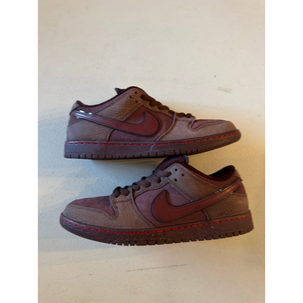 Nike Dunk Low City of Love Burgundy 10.5 #3056
